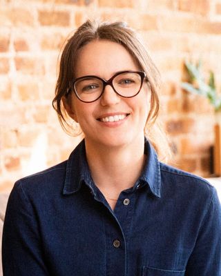 Photo of Sara Solomon - Sara Solomon I Couples and Family Specialist, Marriage & Family Therapist, LMFT
