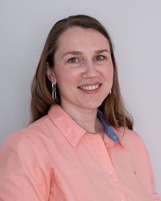 Photo of Zhanna Bazarova, Registered Psychotherapist (Qualifying)