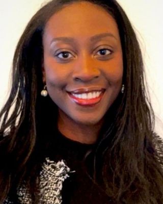 Photo of Lynda Agbasi, Psychiatric Nurse Practitioner, DNP, PMHNP, FNP