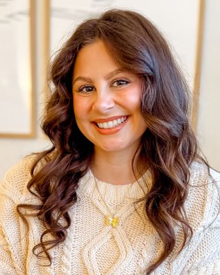 Photo of Madeline Becker, Marriage & Family Therapist Associate, MA, AMFT, APCC