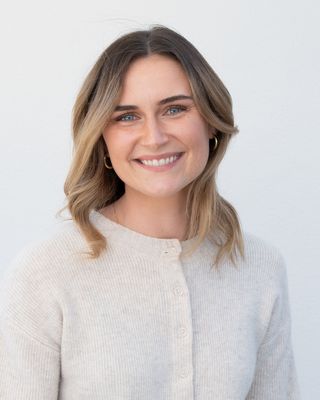 Photo of Amelia Cant, Psychologist, MA, MAPS