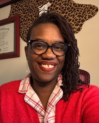 Photo of Jonaĩ McCoy, Clinical Social Work/Therapist, LICSW, LMSW
