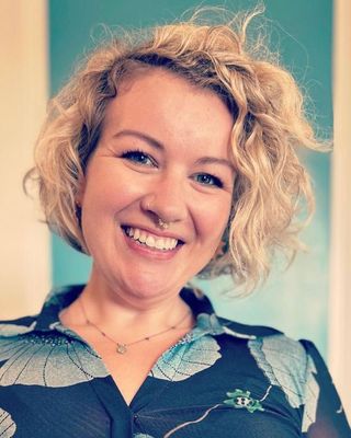 Photo of Dr. Ashley Sweet - Dr. Ashley Sweet, Certified Sex Therapist, Counselor, PhD, LMHC, CST