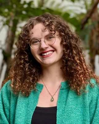 Photo of Carly Rose Schwan, Marriage & Family Therapist, LMFT