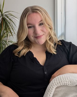 Photo of Sophie Marie McPherson, Registered Psychotherapist (Qualifying), MA, BA, CTP