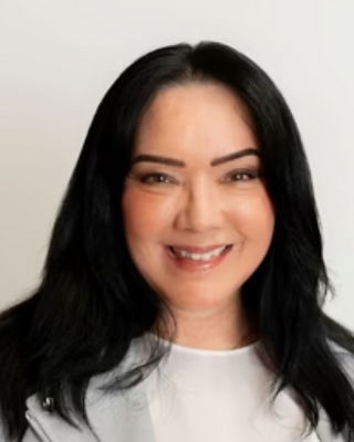 Photo of Kim Neuparth, Licensed Mental Health Counselor, LMHC