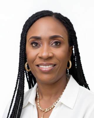 Photo of Folakemi Akintomide, Psychiatric Nurse Practitioner, PMHNP