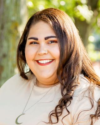 Photo of Nicole Lopez, Marriage & Family Therapist Associate, MFT
