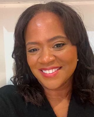Photo of Kae Spencer, Psychotherapist, MBACP