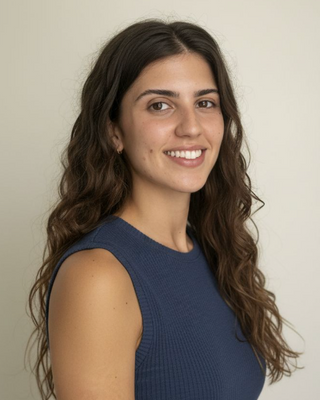 Photo of Giulia Dias Roncoletta, Counselor, MS, LMHC