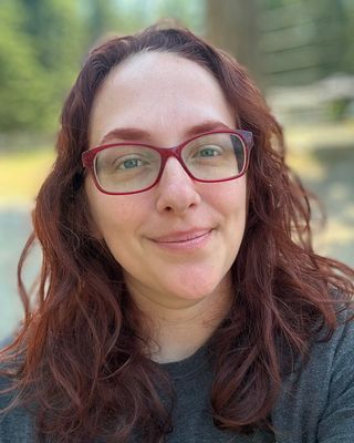 Photo of Danielle Smith, Clinical Social Work/Therapist, CYT, MSW, LSWAIC