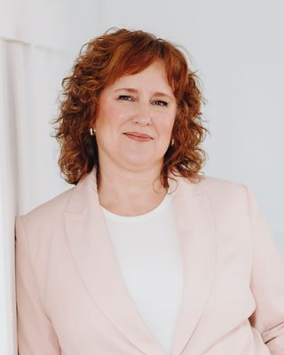 Photo of Rosalyn Goddard, Registered Psychotherapist, BA, MACP