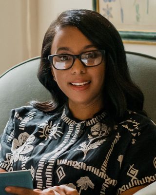 Photo of Kongit Farrell - Center for Healthy Marriage, Marriage & Family Therapist, LMFT, CST