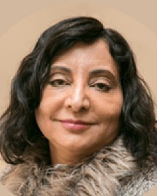 Photo of Dr. Talat Ghaus, MD in Hinsdale
