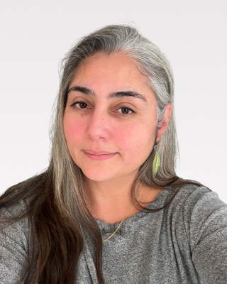 Photo of Veronica Paris, Clinical Social Work/Therapist, LICSW