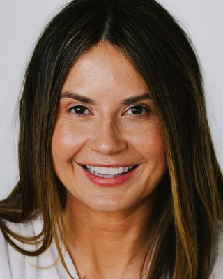 Photo of Sara Hopkins, Registered Psychotherapist (Qualifying), MBA, MA, CHRL, RP (Q)