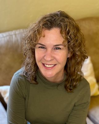 Photo of Lisa Kirkland, Marriage & Family Therapist, MA, LMFT