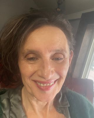 Photo of Emily Garrod, Psychologist, PhD