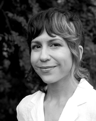 Photo of Roxy Stasney, Marriage & Family Therapist Associate, LMFT-A