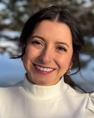 Photo of Maci Cowart, Marriage & Family Therapist, MA, LPC, LMFT, LAC