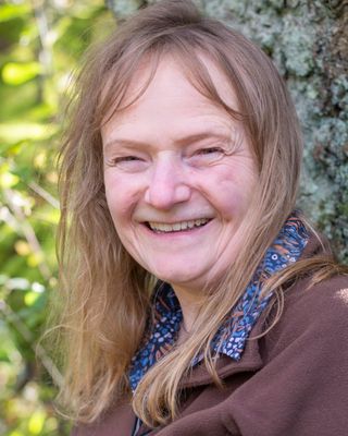 Photo of Caroline Absalom, Counsellor, MSc, MBACP