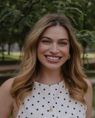 Photo of Emma Aspinwall, Marriage & Family Therapist Associate, LAMFT