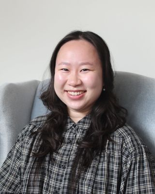 Photo of Sherry Han, Registered Psychotherapist (Qualifying), BA, MA