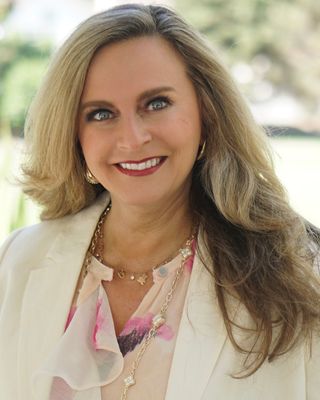 Photo of Dana Glasser, Clinical Social Work/Therapist, LCSW, MSW, CLC
