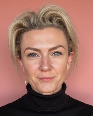 Photo of Colette Holt Robinson, Counsellor, MNCPS Acc.