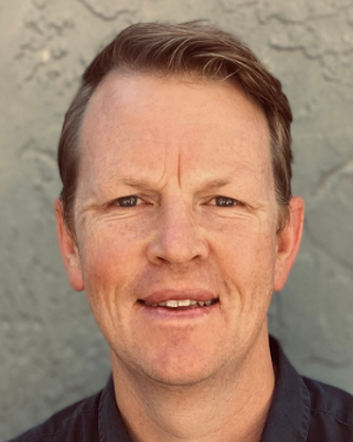 Photo of Landon Leathers, Marriage & Family Therapist, LMFT