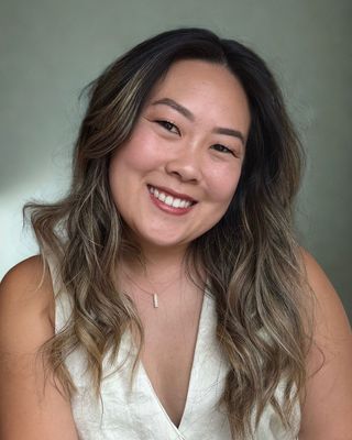 Photo of Noelle Shimazu, Marriage & Family Therapist Associate, LMFTA