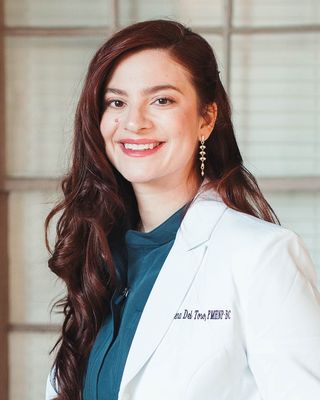 Photo of Lorena Del Toro, Psychiatric Nurse Practitioner, MSN, APRN, PMHNP