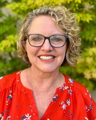 Photo of Kelly J Gehlhaar, Clinical Social Work/Therapist, LCSW
