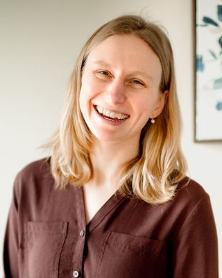 Photo of Laura Carroll, Registered Psychotherapist, MMT, RP, MTA