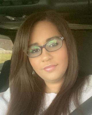 Photo of Cynthia Noemi Aleman, Licensed Mental Health Counselor, LMHC