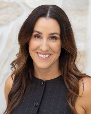 Photo of Veronica Viesca, Marriage & Family Therapist, PhD, LMFT