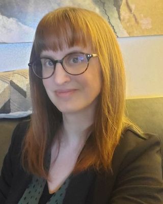 Photo of Sarah Nelsen, Licensed Social Worker, LGSW