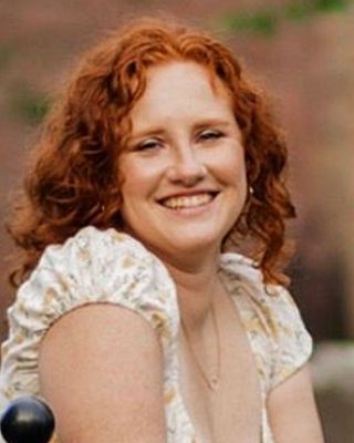 Photo of Alexxis Dominique Brown, Pre-Licensed Professional, LMFT-C, MAMFT