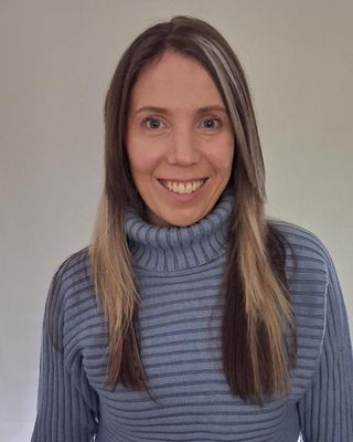 Photo of Katie Dudwell, Counsellor, MSc, MNCPS Acc.