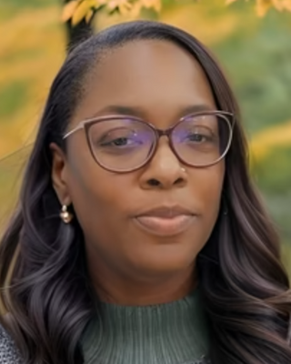 Photo of Valarie McNair, Licensed Clinical Mental Health Counselor, LCMHC