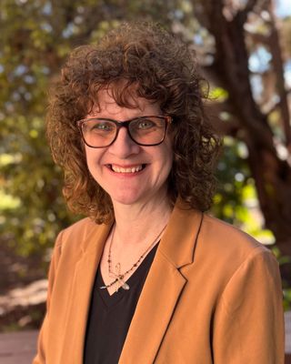 Photo of Lauren Wolff, Marriage & Family Therapist, LMFT