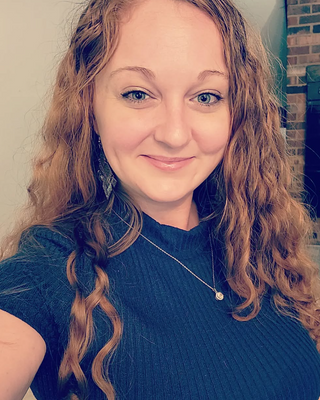 Photo of Jennifer Carlysle, Pre-Licensed Professional, QMHP