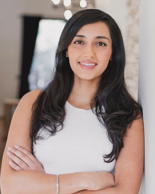 Photo of Jasleen Grewal, Counsellor, MACP, BKin