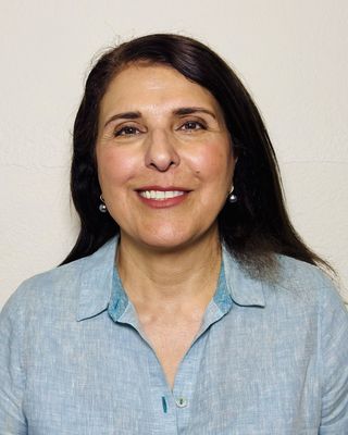 Photo of Dr. Simina Eshtehardi, Marriage & Family Therapist, PhD, LMFT
