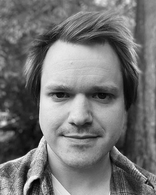 Photo of Simon Benarroch, Pre-Licensed Professional