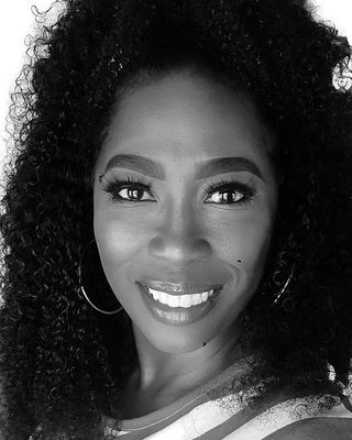 Photo of Cinthia Walker, Psychiatric Nurse Practitioner, PMHNP