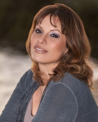 Photo of Lisa Annunziato, LPC Associate, MA, MS, LPCA, CCHt
