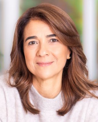 Photo of Monica Santos Hunt, Psychotherapist, MSc, MBACP