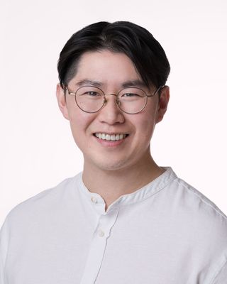 Photo of Will Vuong - Will Vuong | Wellspring Counselling, Clinical Social Work/Therapist, AMHSW