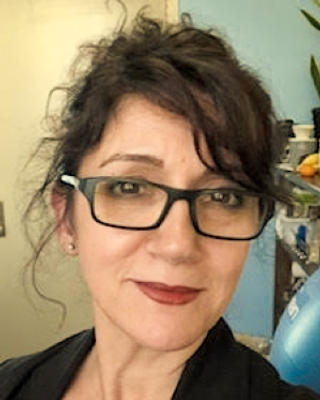 Photo of Hanna Davoodzadeh, Clinical Social Work/Therapist, LCSW